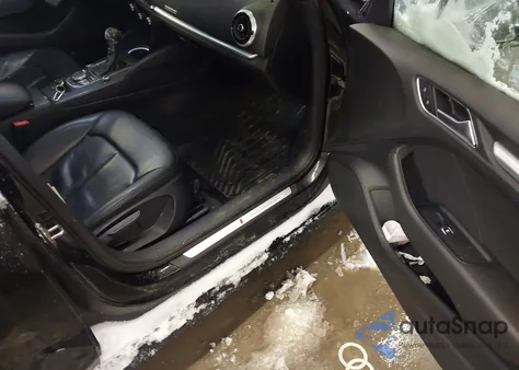 2020 Audi A3 Premium 45 Tfsi S Line Quattro S Tronic from USA, damaged, VIN WAUBEGFF3LA097964